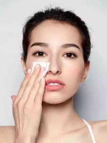 皮肤干燥用什么护肤品 盘点四款最受女性欢迎的保湿产品